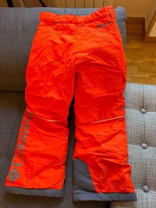 Pantalon nieve infantil Columbia y botas nieve