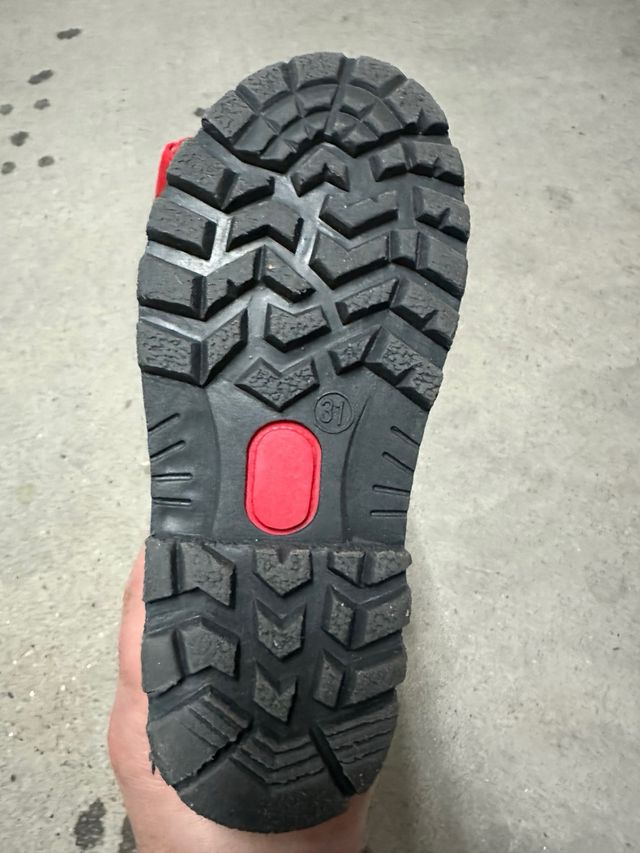 Pantalon nieve infantil Columbia y botas nieve