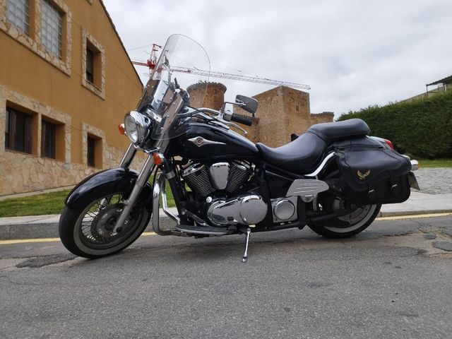 Kawasaki Vulcan 900  V900