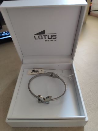 Pulsera Lotus Nácar Mariposa