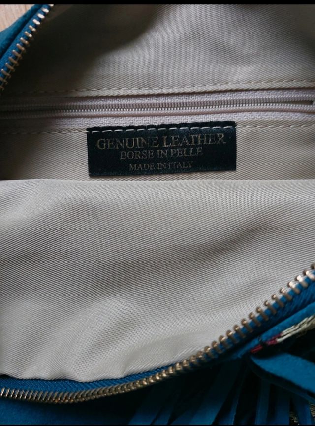 Bolso ante motivos étnicos.