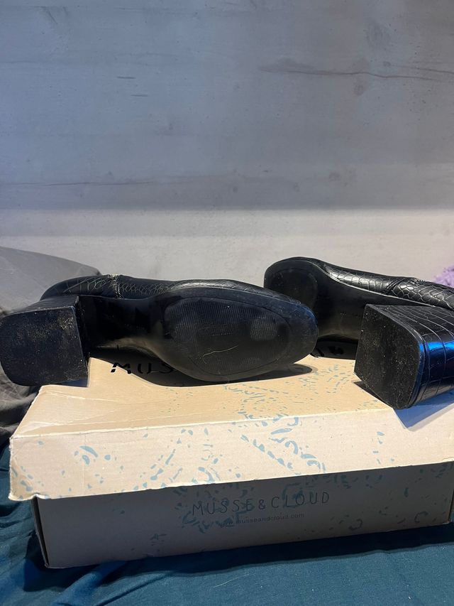 Botines negros Stradivarius