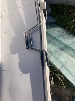 recoje toldo metalico