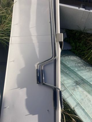 recoje toldo metalico