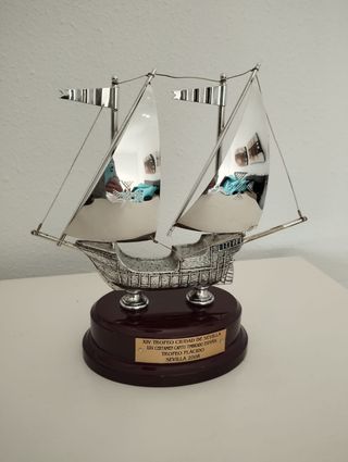 barco replica metal