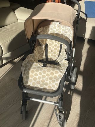 Bugaboo Camaleon con muchos accesorios