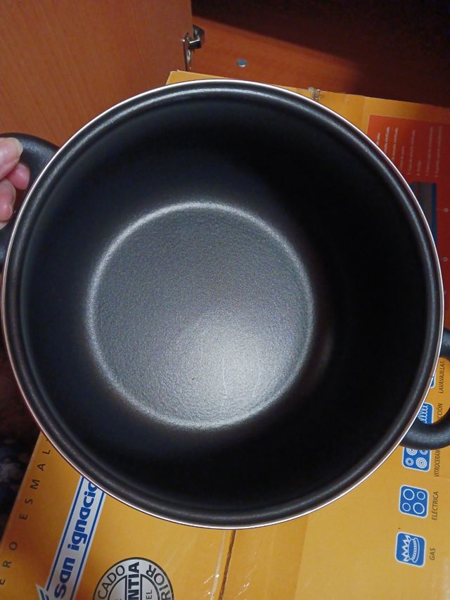 Olla 24 diámetro alta gran capacidad