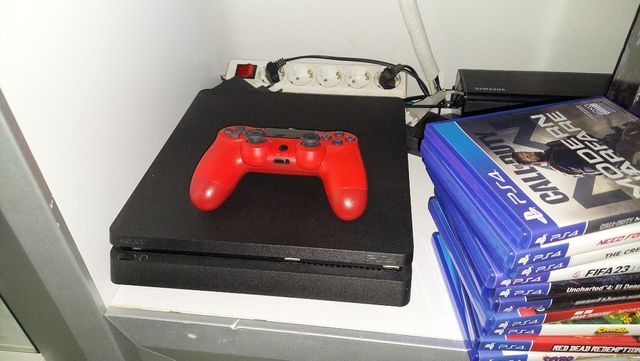 Pacote PS4 PlayStation 4, 1 jogo Call of Duty