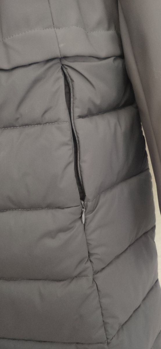 Abrigo plumifero mujer largo negro