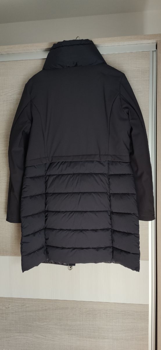 Abrigo plumifero mujer largo negro