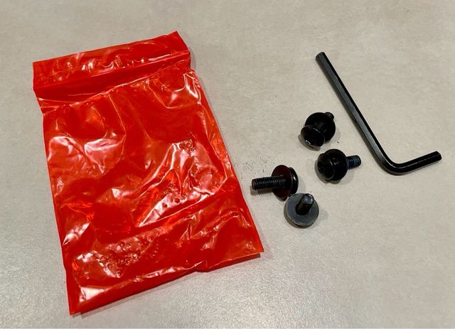 Silla patas metálicas y asiento polipropileno