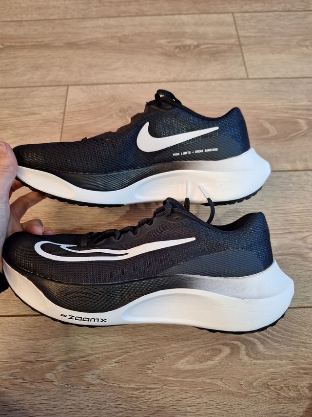 Zapatillas Nike Fly 5 nuevas talla 44