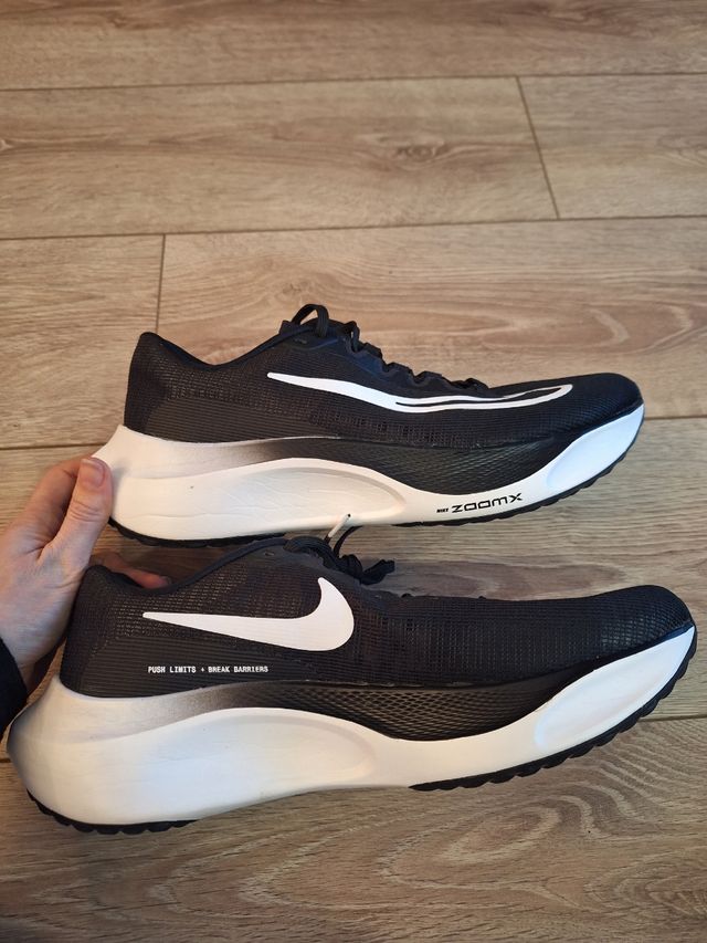 Zapatillas Nike Fly 5 nuevas talla 44