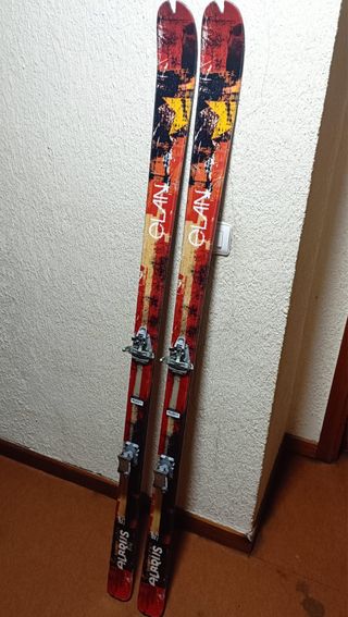 Equipo esqui travesia