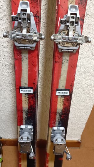 Equipo esqui travesia