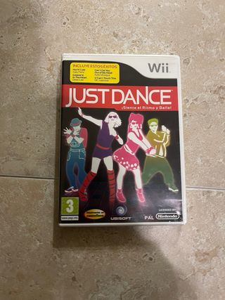 Wii con 3 mandos i 4 juegos