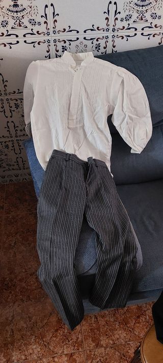 Traje fallero huertano