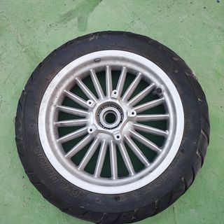 Llanta y neumático beberly 125