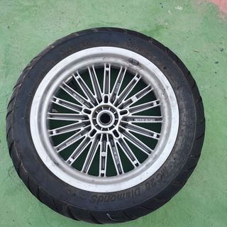 Llanta y neumático beberly 125