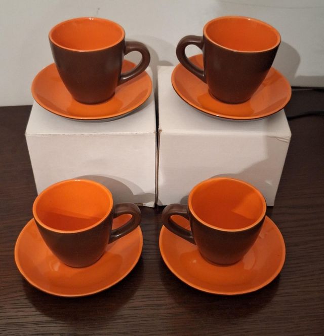 Tazzine con piattino da caffè