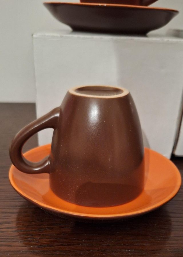 Tazzine con piattino da caffè