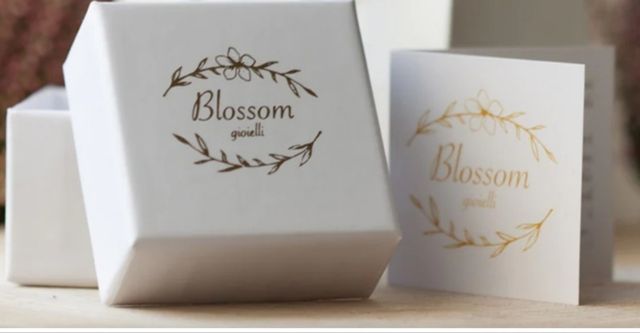 PENDIENTES CON CAJA SIN ESTRENAR