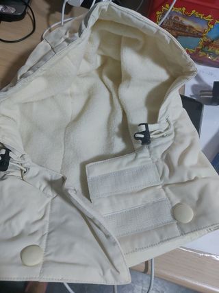 Talla M , chaqueta, pluma nieve