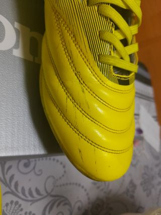 Botas  fútbol multitaco Joma