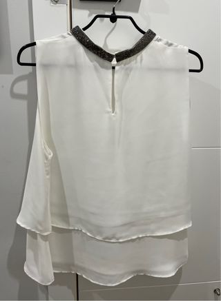 Blusa Zara talla L nueva