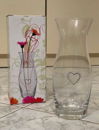 Vaso decorativo in vetro soffiato