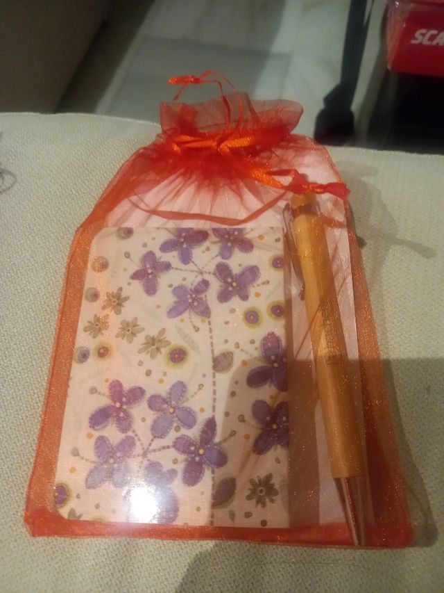 Papeleria. Bolsas variadas+regalo