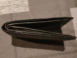 Billetera negra