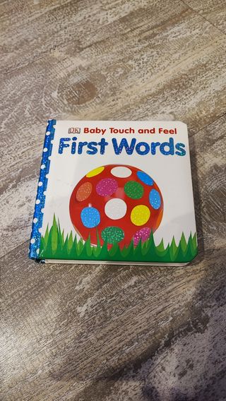 Libro First Words