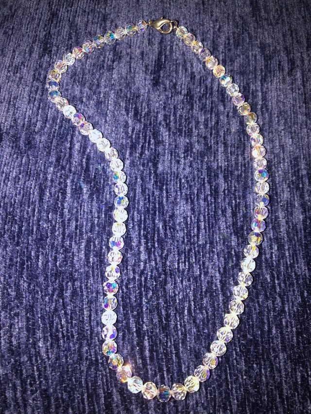 Collar gargantilla cristal checo. 