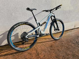 Santa Cruz Hightower Carbono talla M 29"