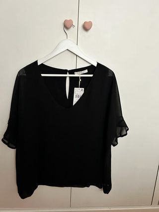 Blusa negra talla L, Violeta by Mango. NUEVA