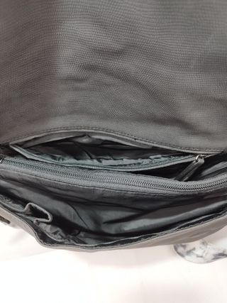 Bolso desigual negro