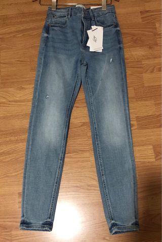 Pantalón vaquero Talla 38