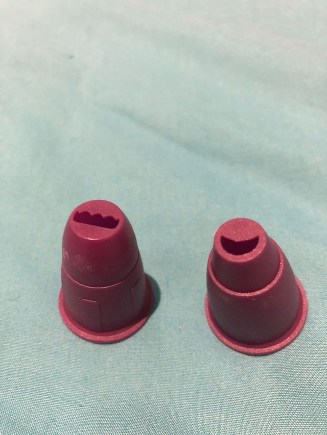 8 boquillas y 6 mangas pasteleras