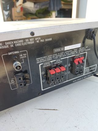 JVC emplificador