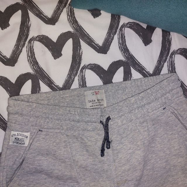 Pantalones niño Zara.,