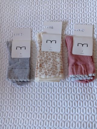 Conjunto calcetines,chubasquero,leer descripción 