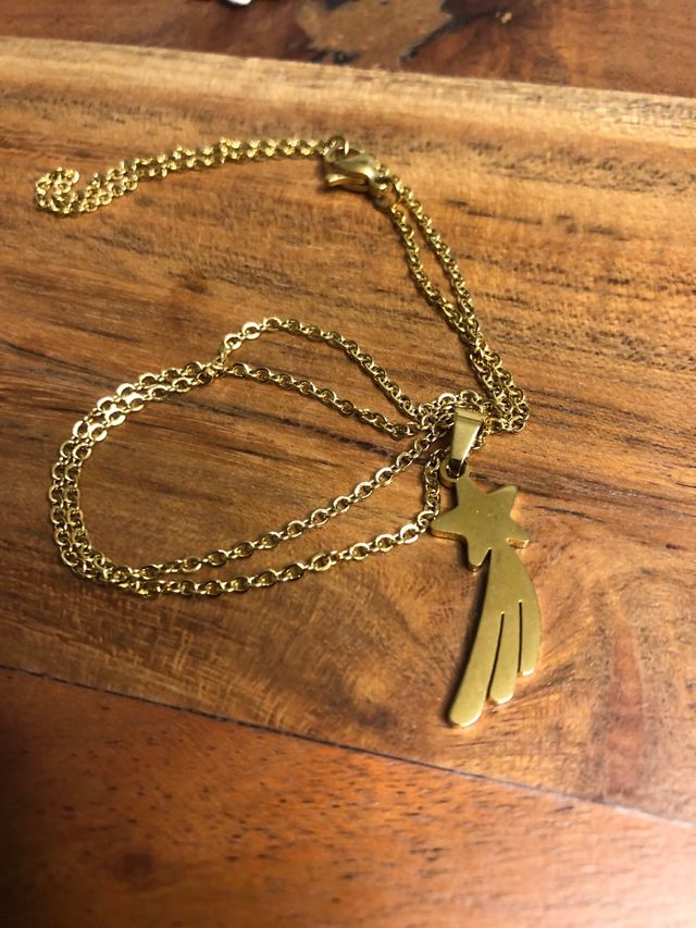 Cadena con estrella, chapado en oro