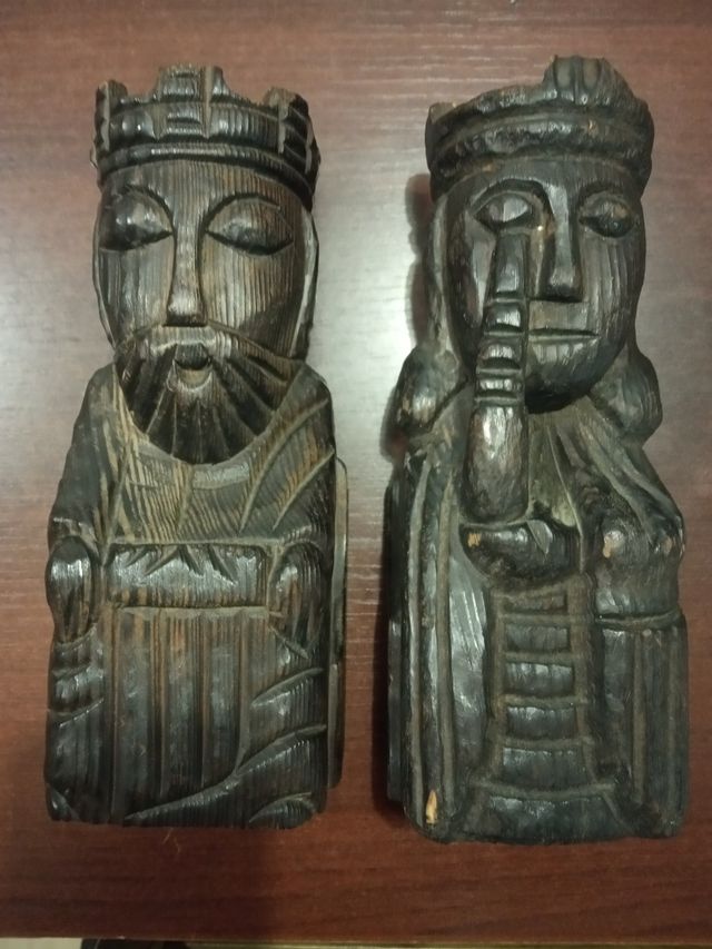 figuras madera talladas mano