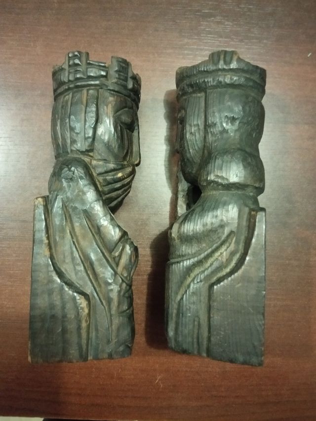 figuras madera talladas mano
