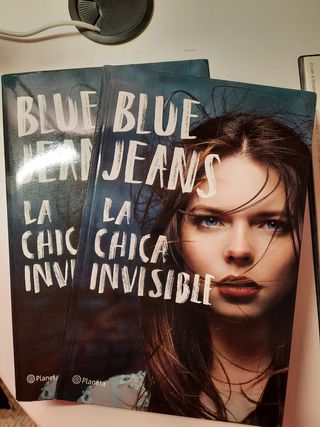 Libro la chica invisible Blue Jeans