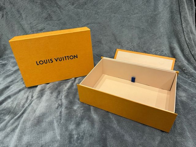 embalagem de 2 pequenas caixas magnéticas LOUIS VUITTON