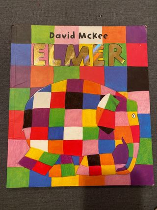 Cuento Elmer en inglés, de David Mckee.