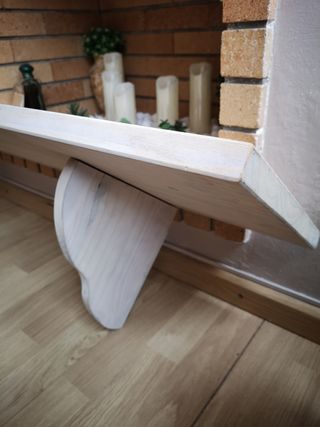 Balda/estante madera (URGE VENDER POR MUDANZA)