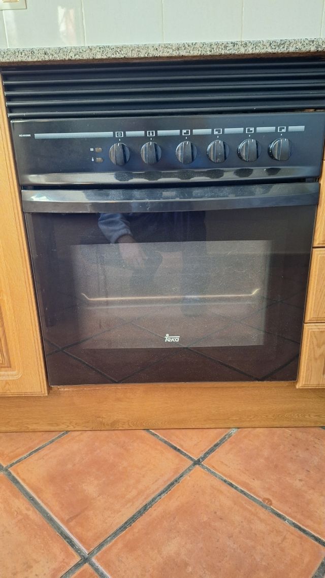Vitroceramica y horno eléctrico Teka